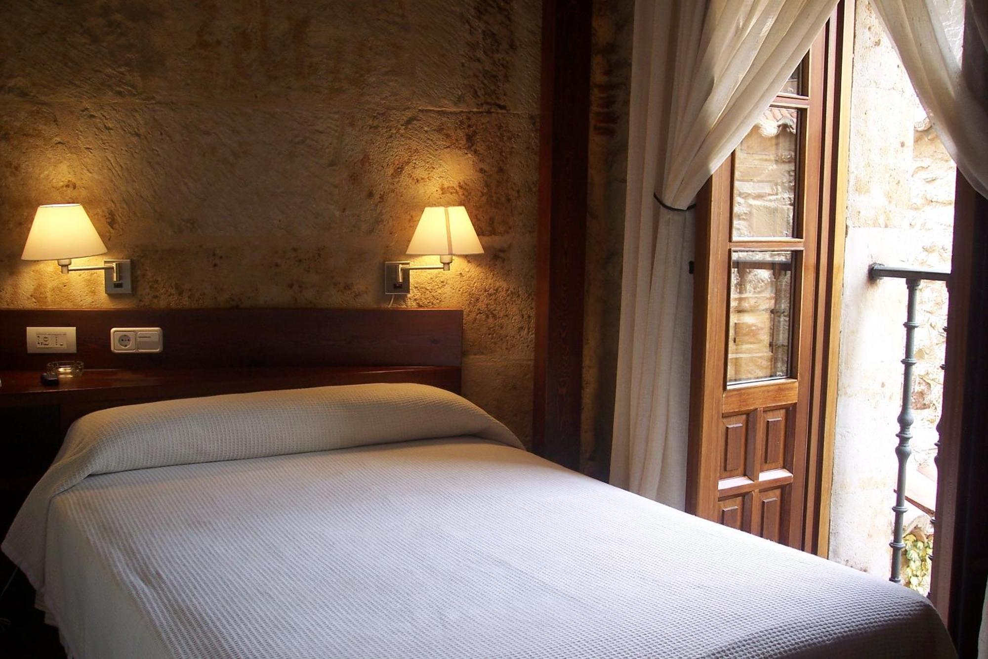 Hotel Microtel Placentinos Salamanka Zewnętrze zdjęcie
