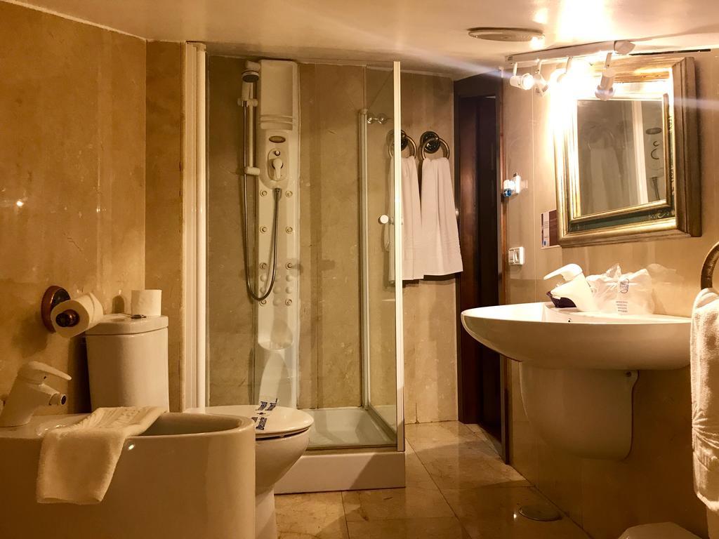 Hotel Microtel Placentinos Salamanka Zewnętrze zdjęcie
